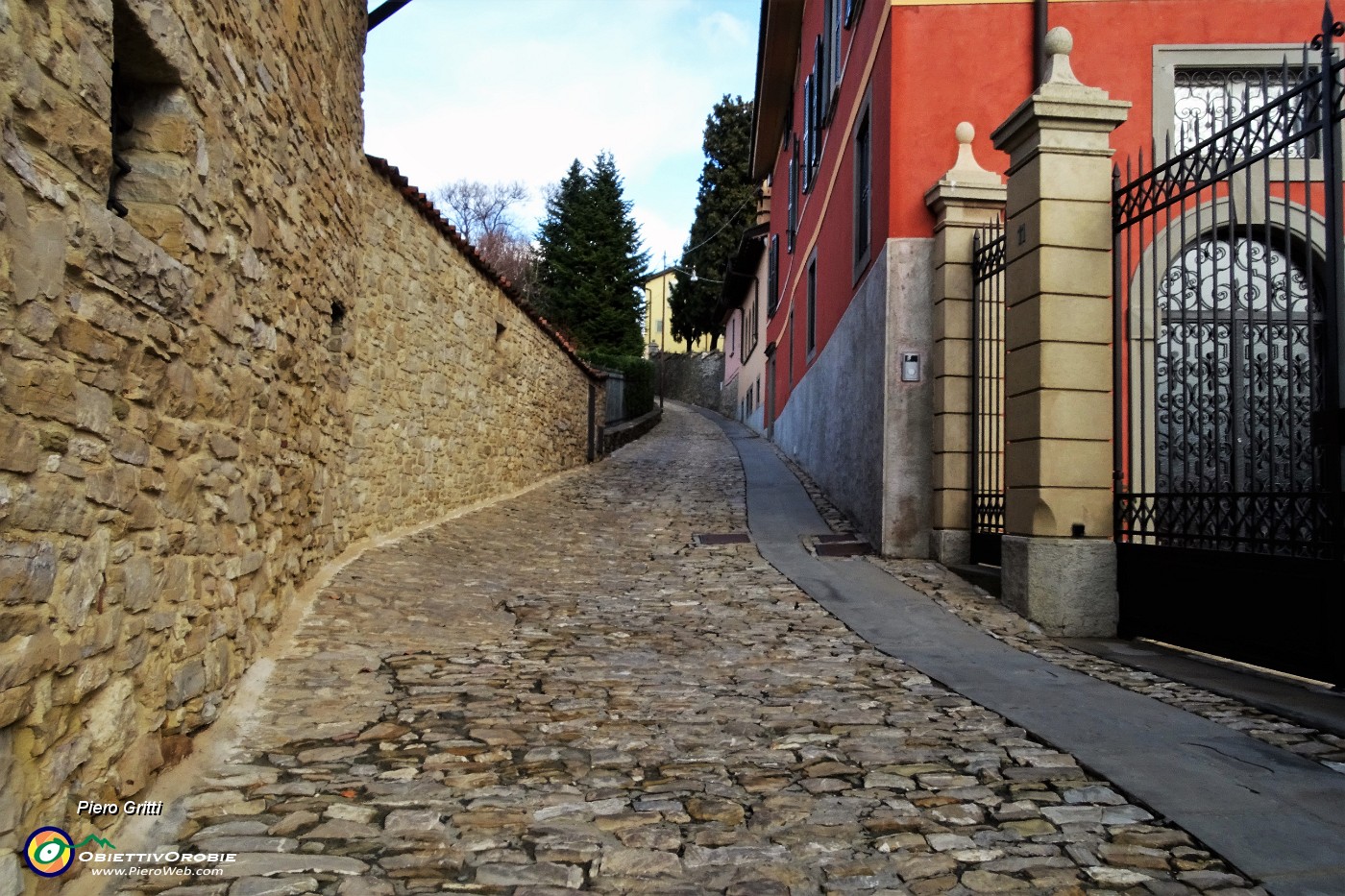 45 Fondo selciato della Salita dello Scorlazzone.JPG
